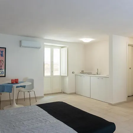 Arco Del Mercato Apartment Syracuse